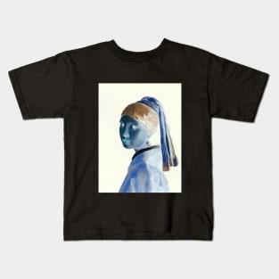 Girl with a Pearl Earring Interactive Negative Filter By Red&Blue Kids T-Shirt